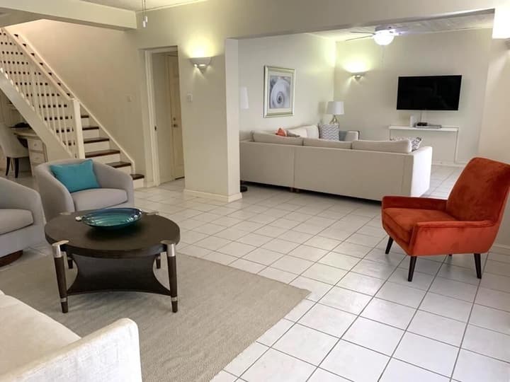 Bay View #7 Is A 2-bed, 3.5-bath Waterfront Townhouse In A Gated Community. 2 Bedroom Townhouse by RedAwning