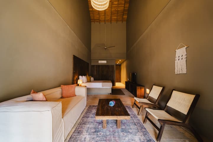Naio Hotel y Villas