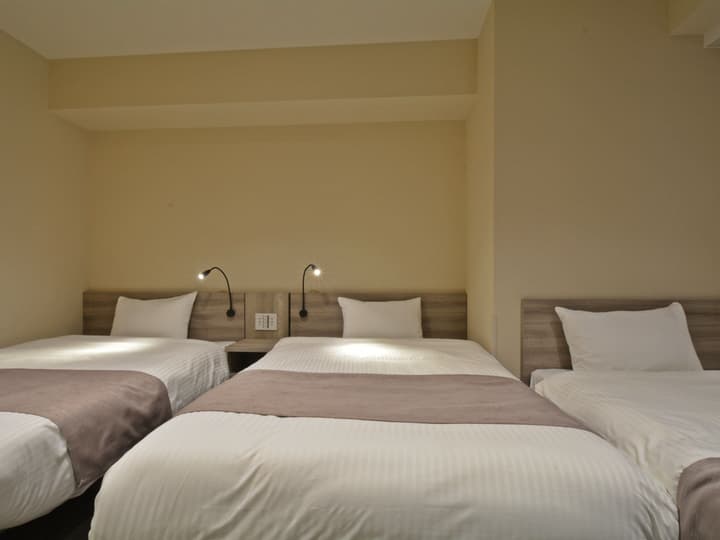 Hotel Sanrriott Shinsaibashi