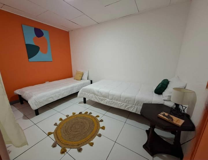 Lolas Hostal