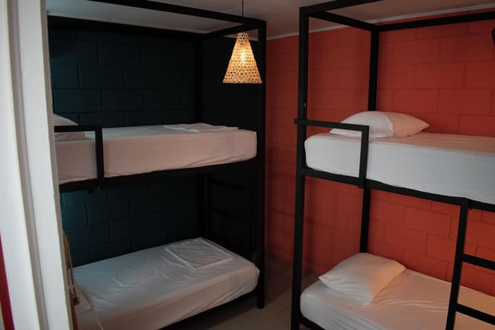 Lolas Hostal