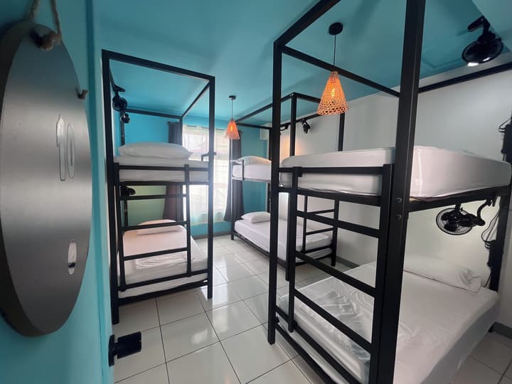 Lolas Hostal