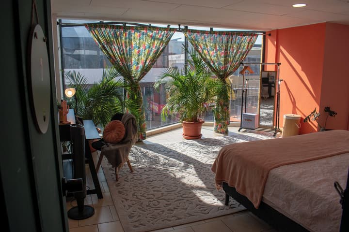 Lolas Hostal