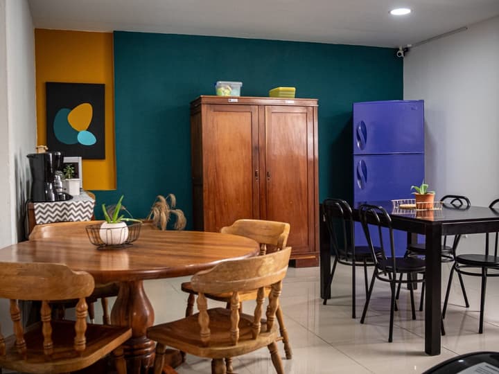 Lolas Hostal