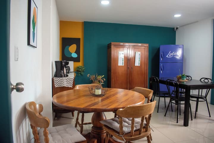 Lolas Hostal