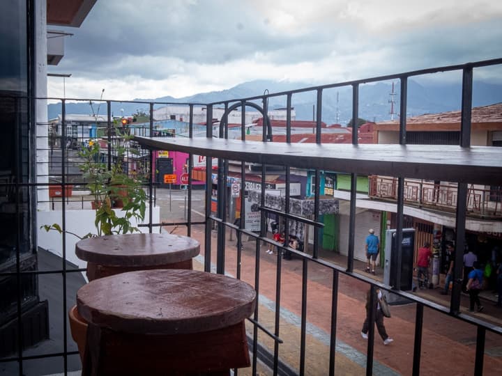 Lolas Hostal