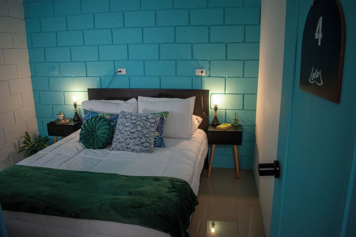 Lolas Hostal