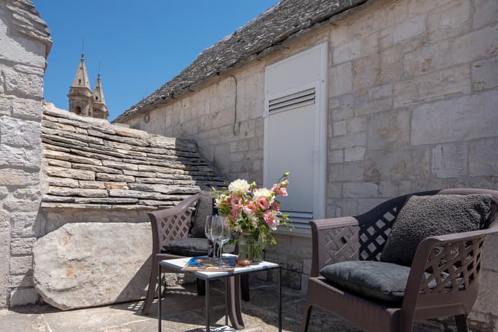 TRULLI CONTENTO ROOMS E APARTMENTS
