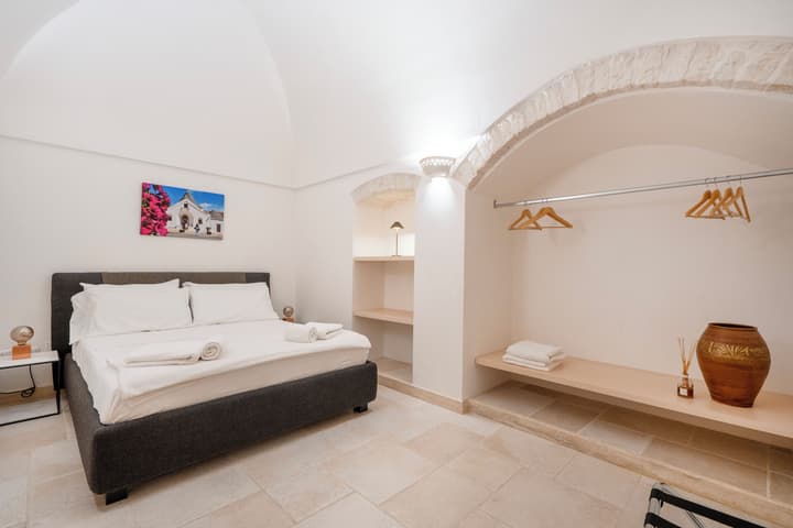 TRULLI CONTENTO ROOMS E APARTMENTS