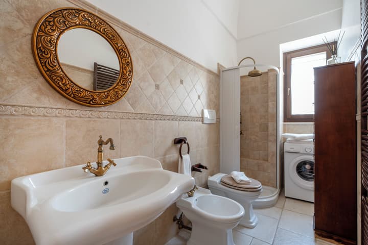 TRULLI CONTENTO ROOMS E APARTMENTS