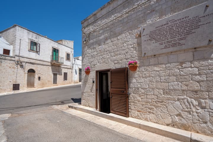 TRULLI CONTENTO ROOMS E APARTMENTS