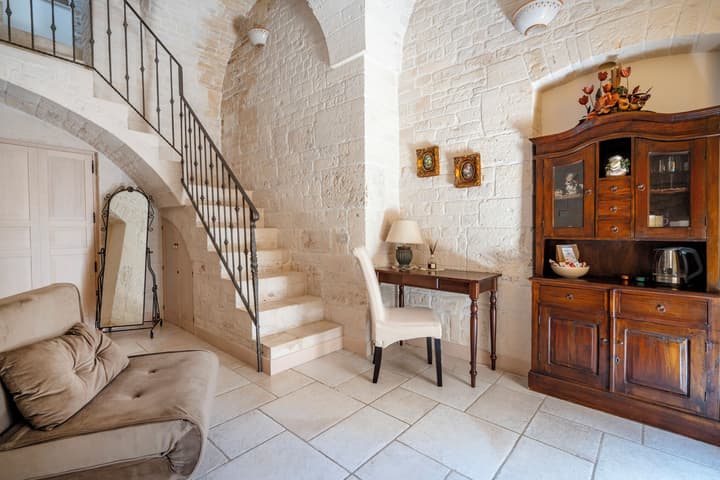 TRULLI CONTENTO ROOMS E APARTMENTS