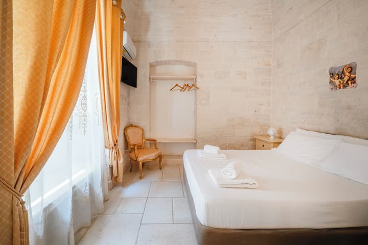 TRULLI CONTENTO ROOMS E APARTMENTS