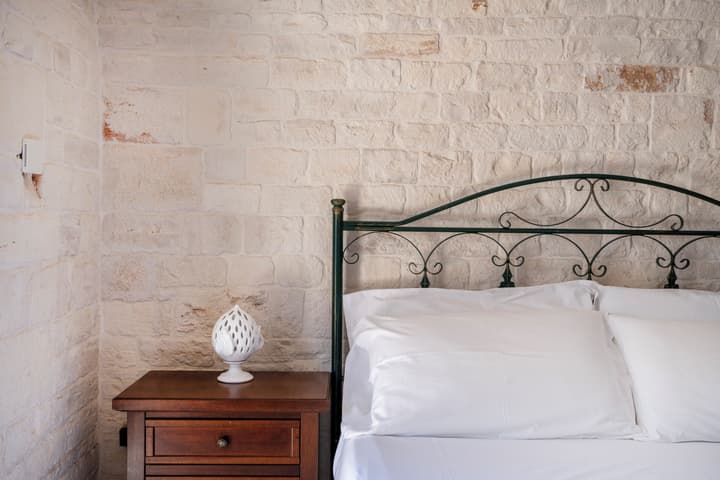 TRULLI CONTENTO ROOMS E APARTMENTS