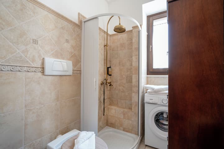 TRULLI CONTENTO ROOMS E APARTMENTS