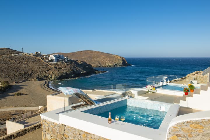 Myrsini's Luxury Suites