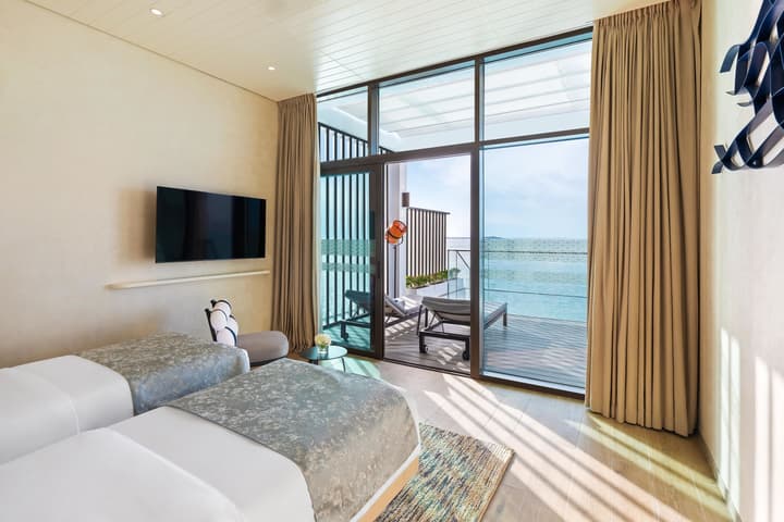 Bab Al Nojoum Hudayriyat Villas