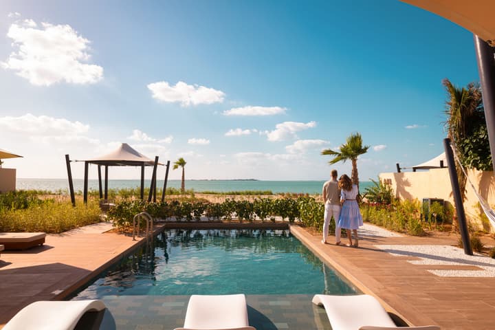 Bab Al Nojoum Hudayriyat Villas