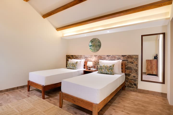 Lemon Tree Wildlife Resort Kanha