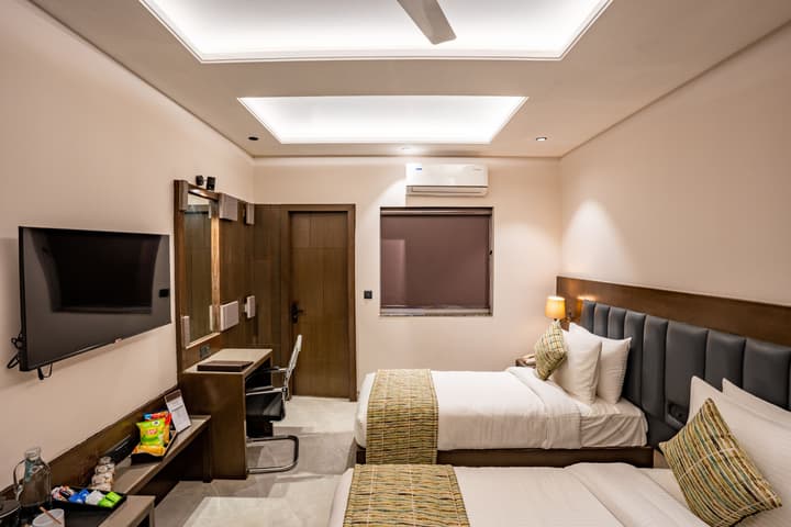 Regenta Place Raaj Agra