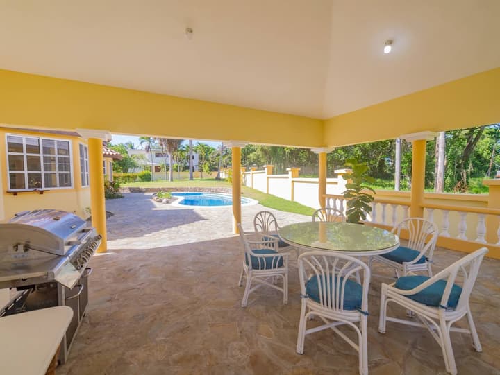 Casati Pearl House, Big House With Private Pool!
