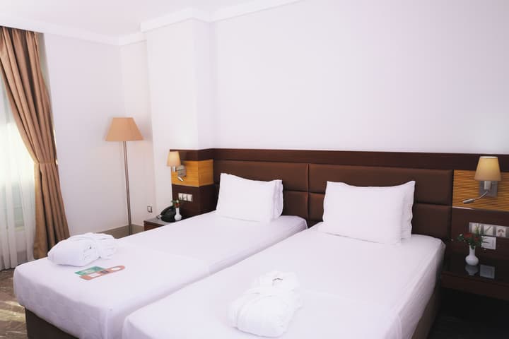 ARMİS HOTEL