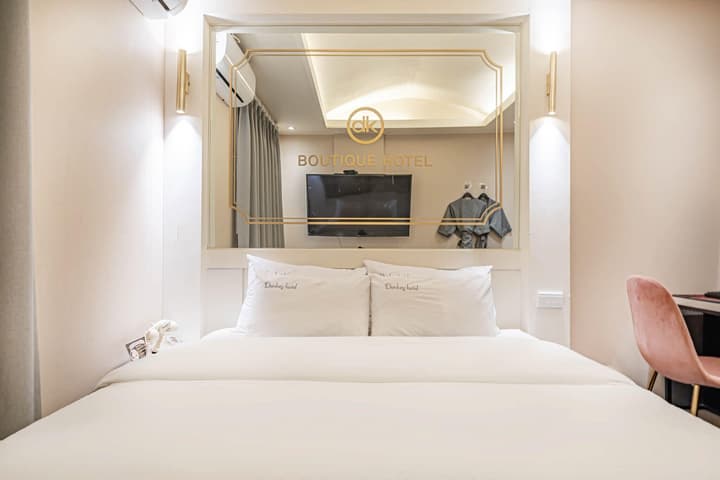 DK Hotel
