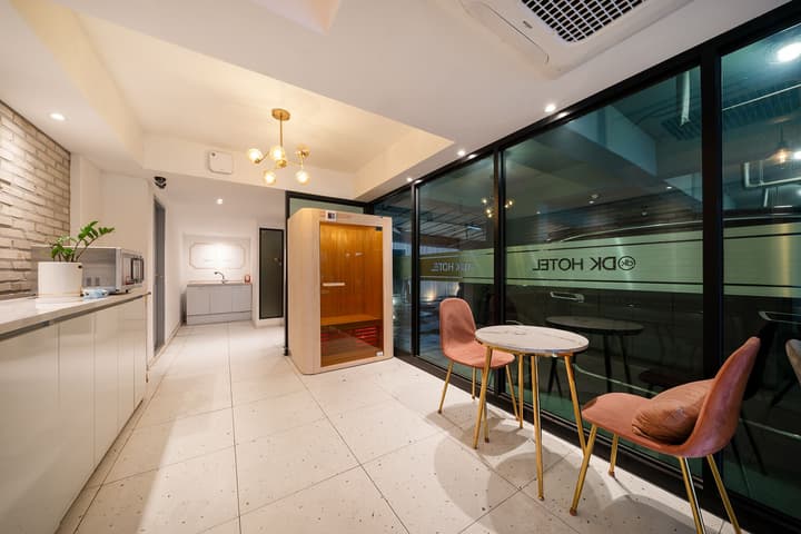 DK Hotel