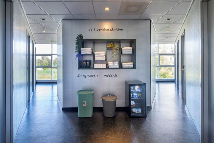 Diamond Capsule Hotel Amsterdam South