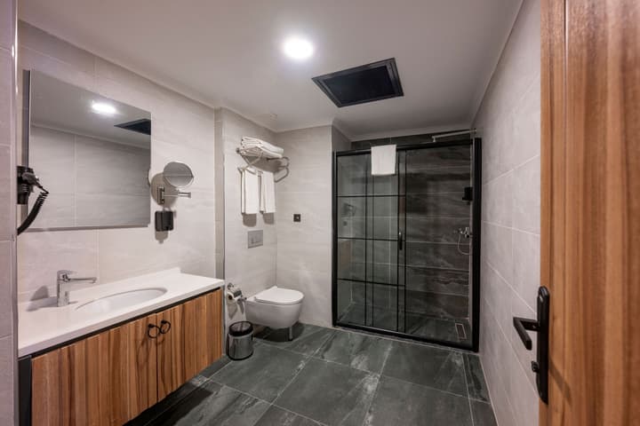 The Nirvanas Hotel