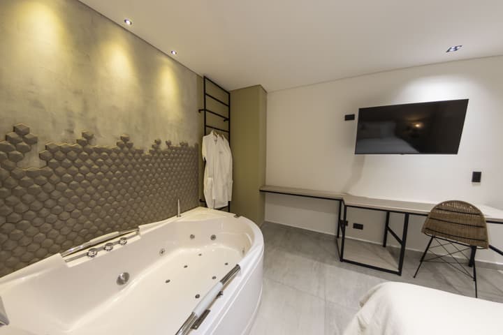 Sonata 44 Hotel Laureles