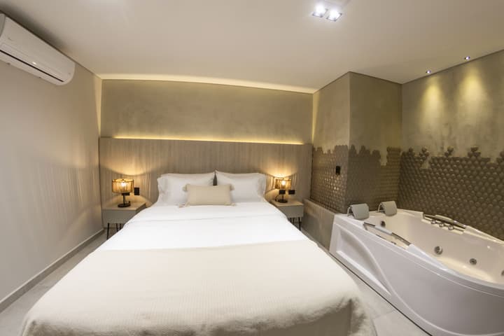 Sonata 44 Hotel Laureles