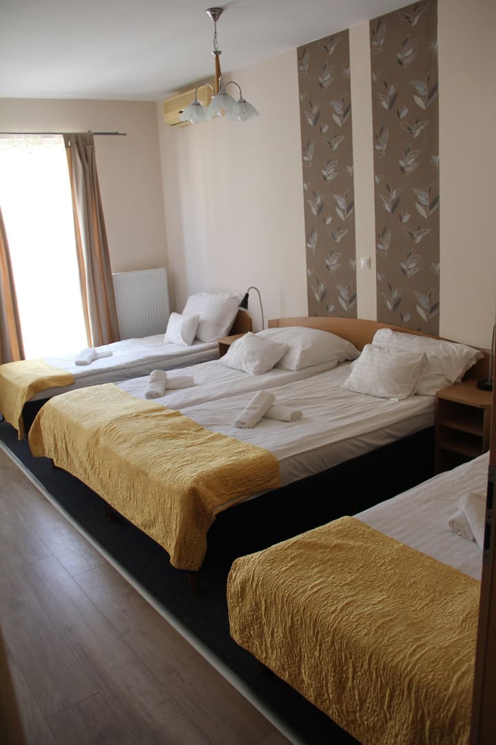Hotel Rose City