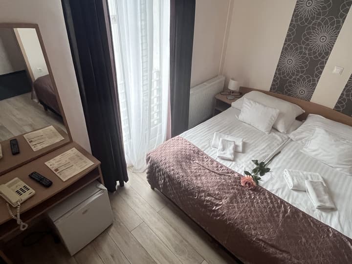 Hotel Rose City