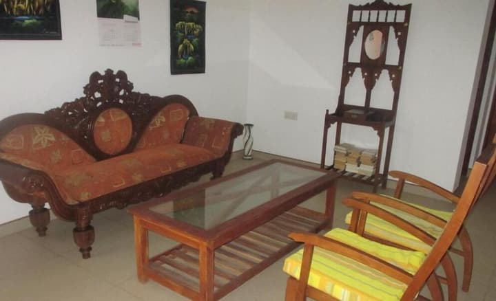Larn's villa.