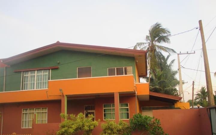 Larn's villa.