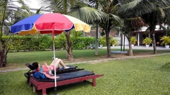 Larn's villa.