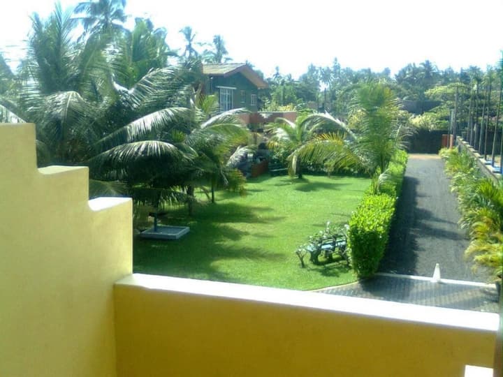 Larn's villa.