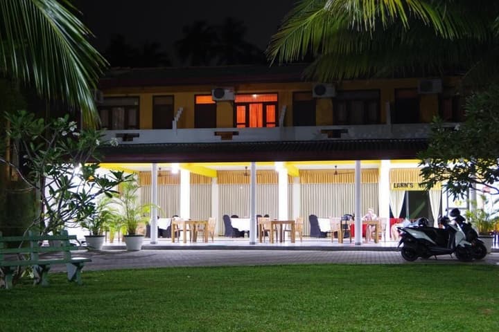 Larn's villa.