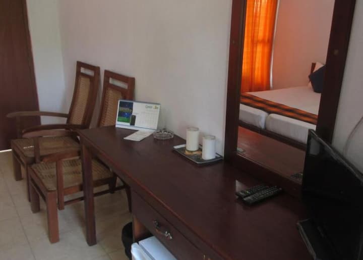 Larn's villa.