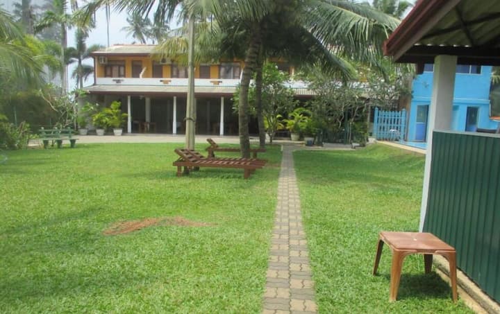 Larn's villa.