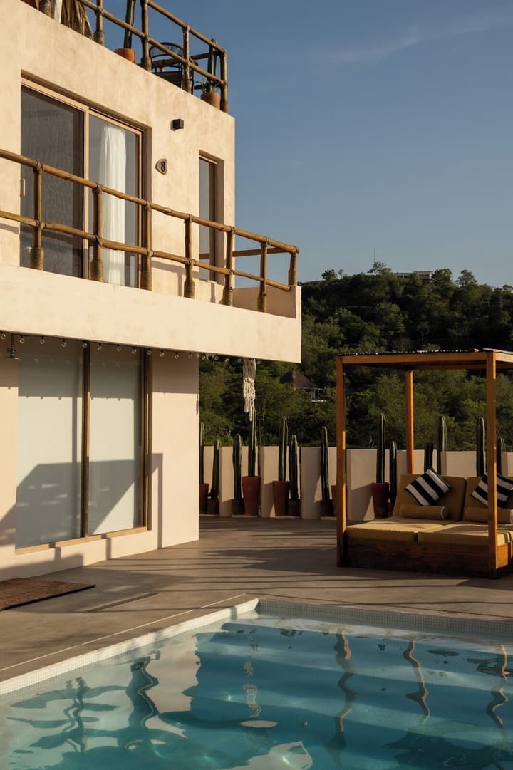 Xeno Hotel Boutique