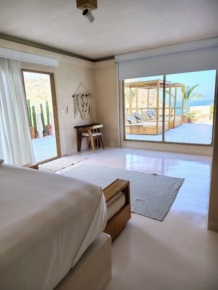 Xeno Hotel Boutique