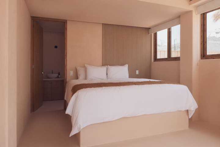 Xeno Hotel Boutique