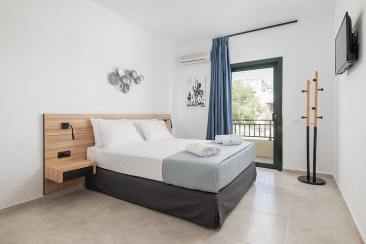 Blue Horizon Apartments