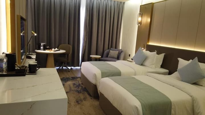 H Luxury Hotel