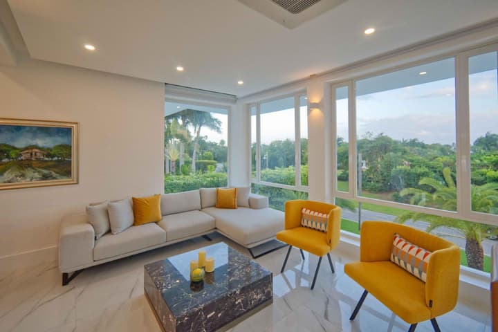 Luxury 6bdr Villa at Tortuga Bay Near Beach Golf
