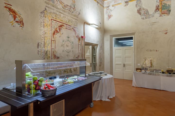 Ca' Uberti Palace Hotel , Mantegna Hotels
