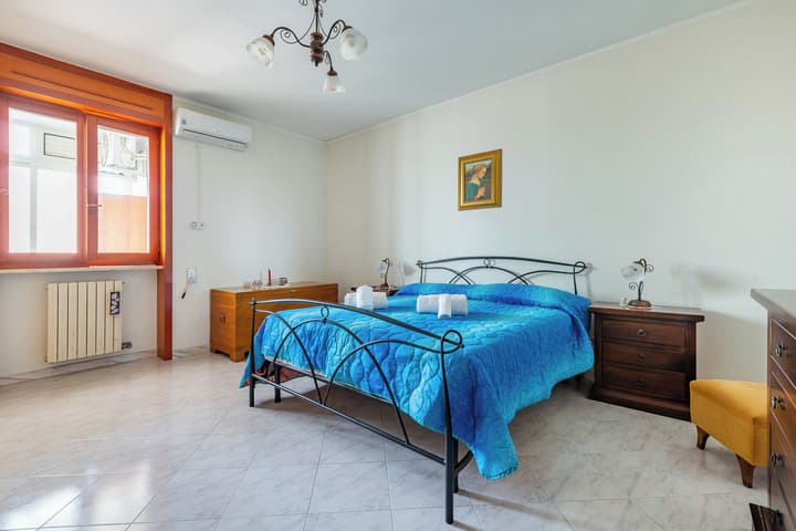 Porta Di Mare Apartment With Balcony and A/C