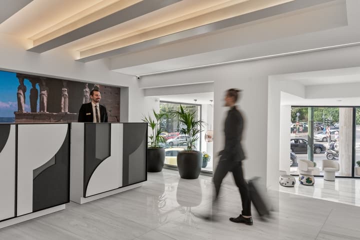 The Athenaeum Luxury Hotel